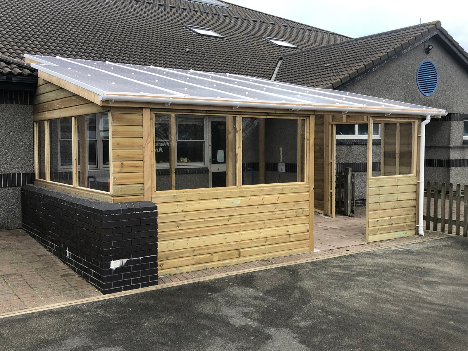 Polycarbonate Shelters