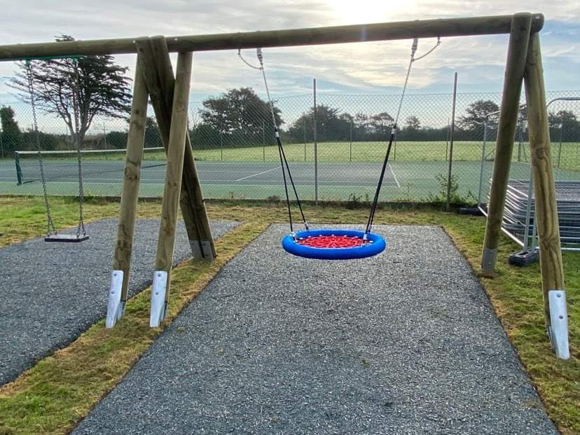 Double Bay Inclusive Timber Swing - 1 no. Group Swing and 2 no. Flat Seats
